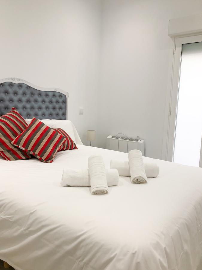 Modern With Ideal Location Next To Atocha Station Madrid Extérieur photo