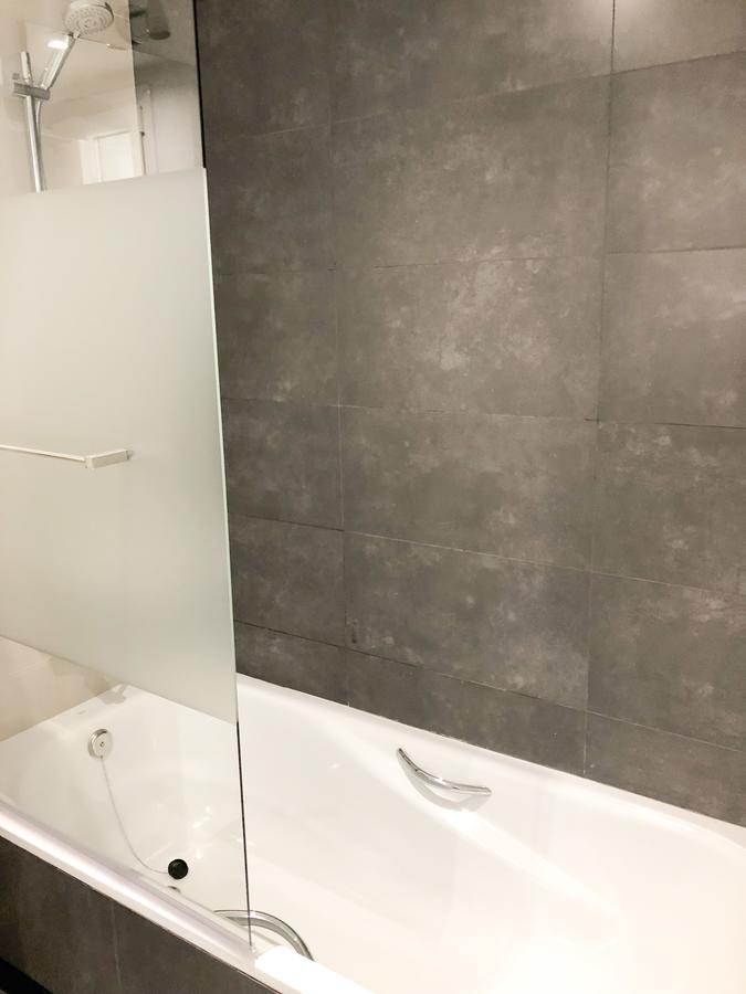 Modern With Ideal Location Next To Atocha Station Madrid Extérieur photo