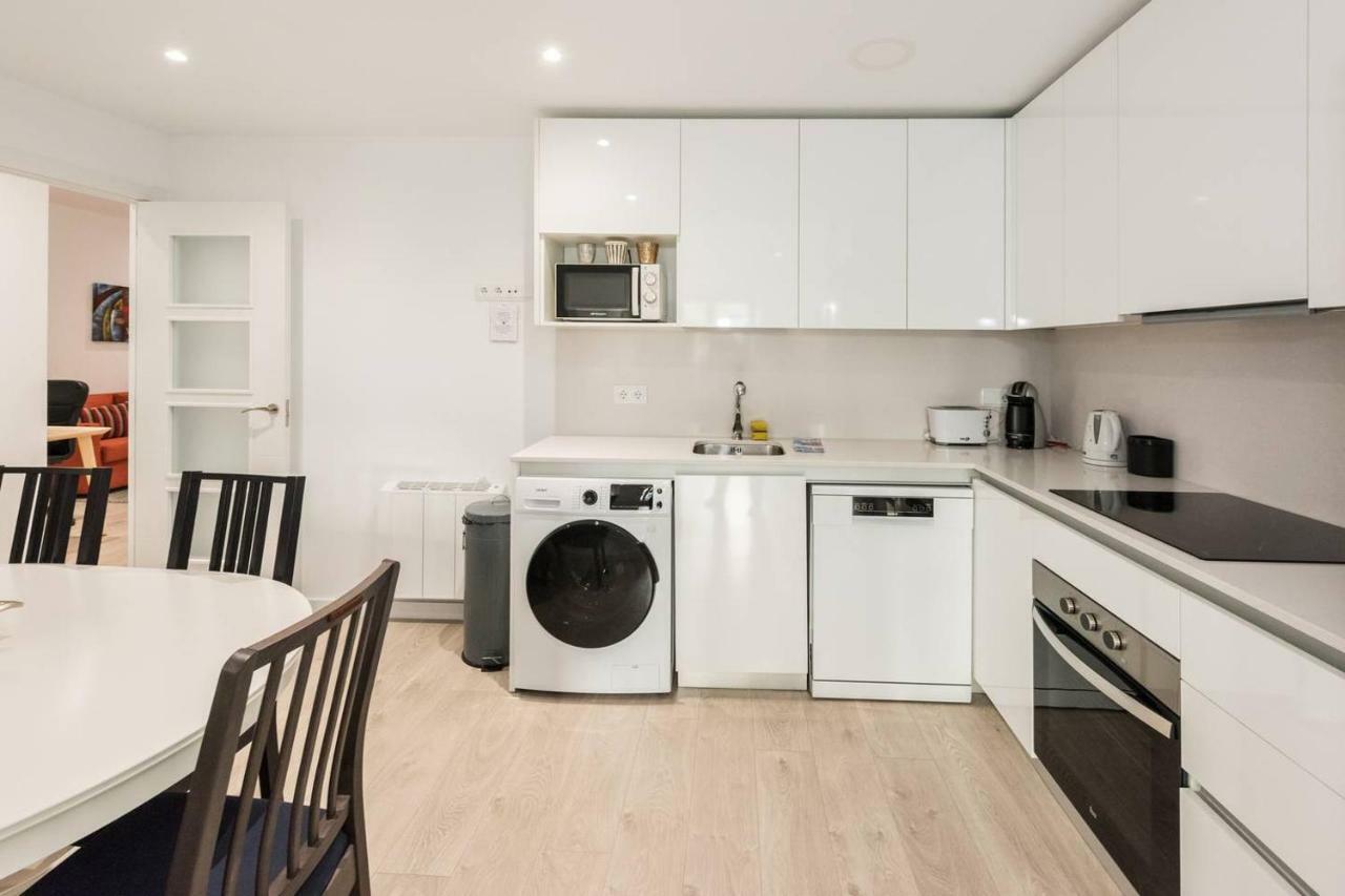 Modern With Ideal Location Next To Atocha Station Madrid Extérieur photo