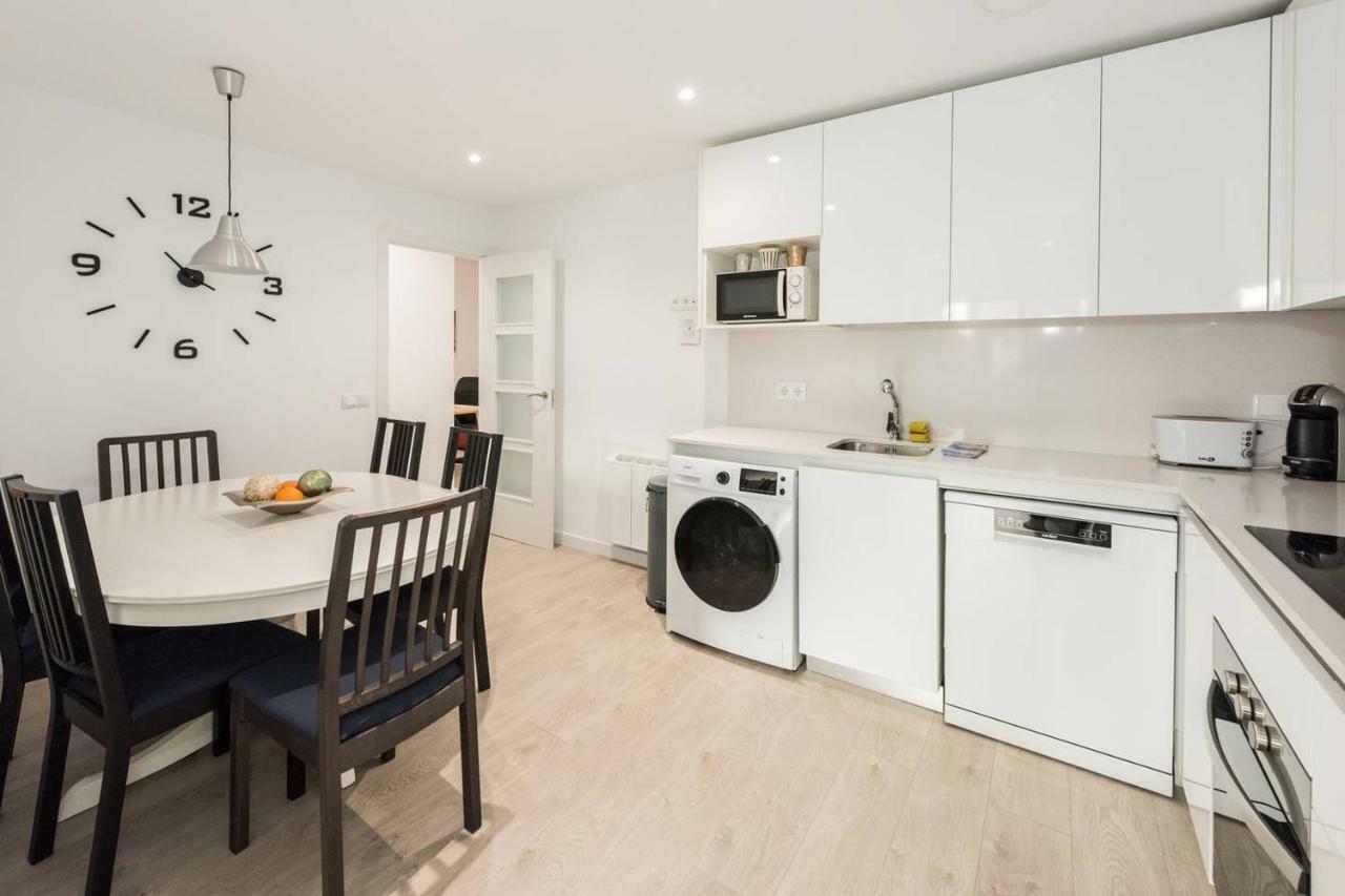 Modern With Ideal Location Next To Atocha Station Madrid Extérieur photo