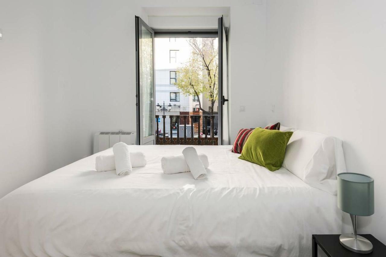 Modern With Ideal Location Next To Atocha Station Madrid Extérieur photo