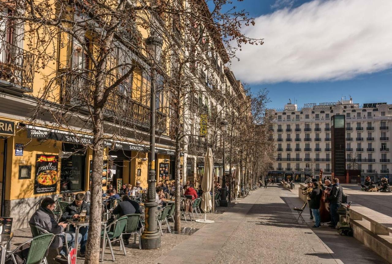 Modern With Ideal Location Next To Atocha Station Madrid Extérieur photo
