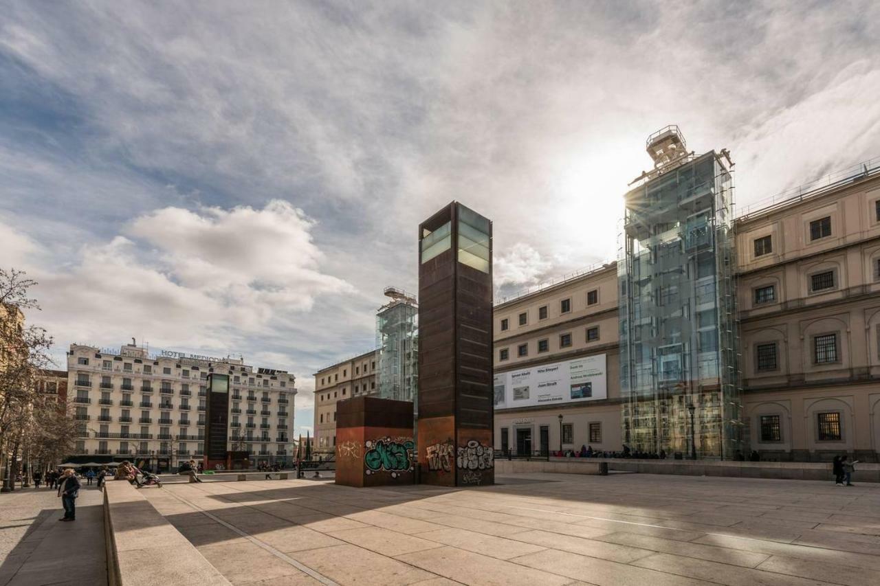 Modern With Ideal Location Next To Atocha Station Madrid Extérieur photo